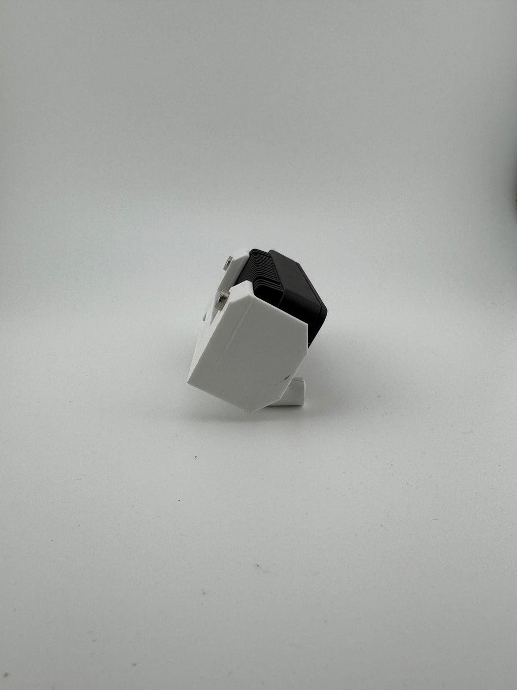 Simba: Angled Belly Camera Mount